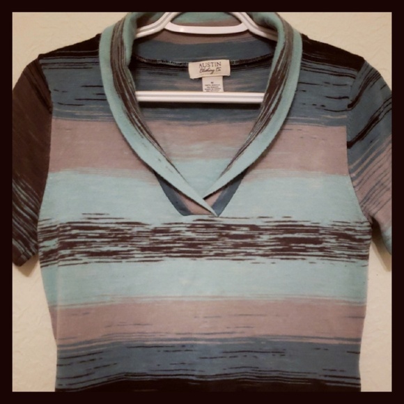 Striped Short Sleeve Sweater - Picture 2 of 2